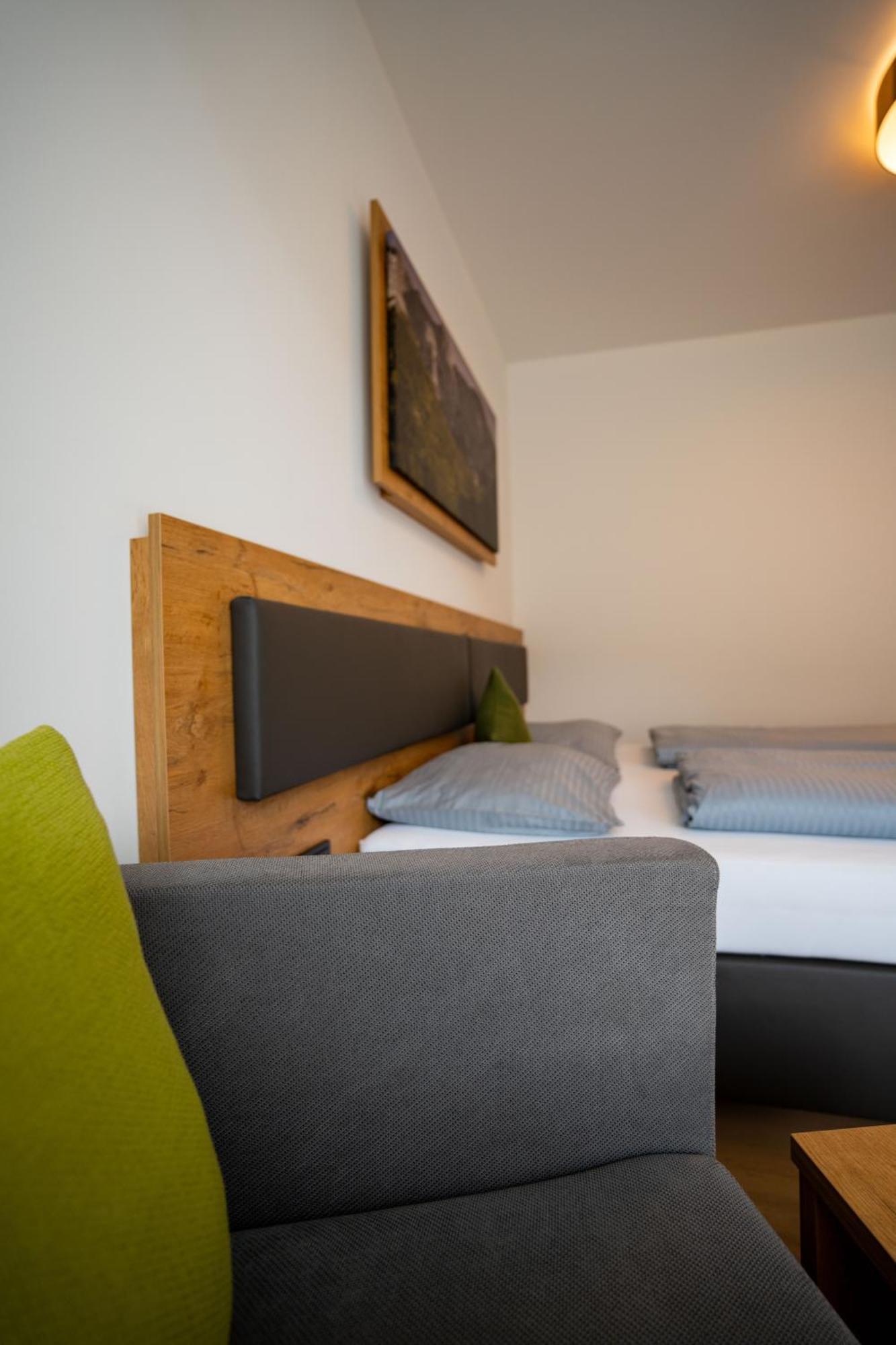 Garni Isarlodge Wiesenhof Bed & Breakfast